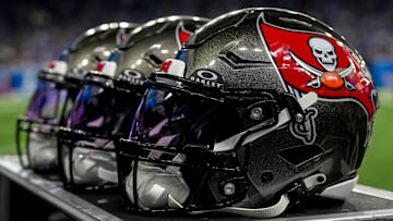 Tampa Bay Buccaneers training camp battles are underway. 