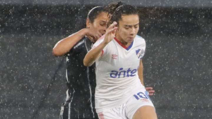 Esperanza Pizarro, the key to Nacional