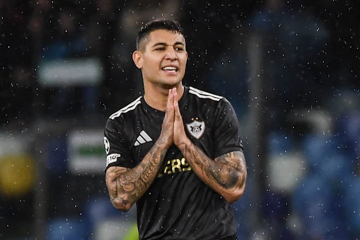 Pedro Bicalho, do Qarabag, interessa ao Botafogo