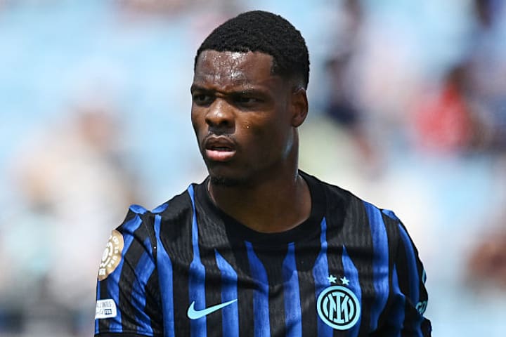 Denzel Dumfries