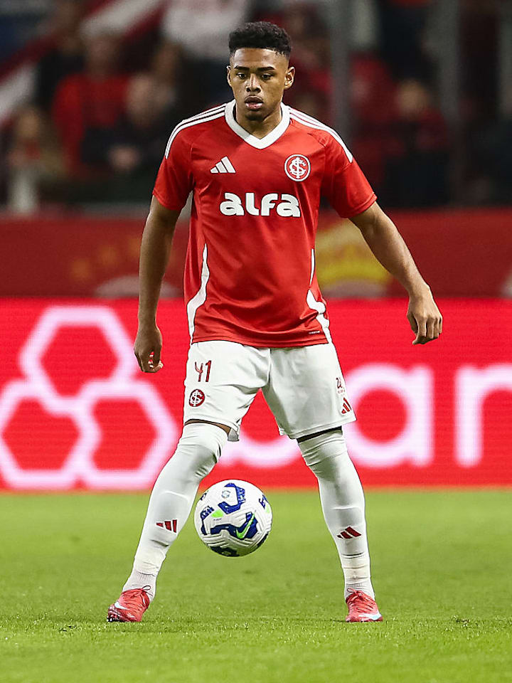 Internacional v Flamengo - Brasileirao 2025