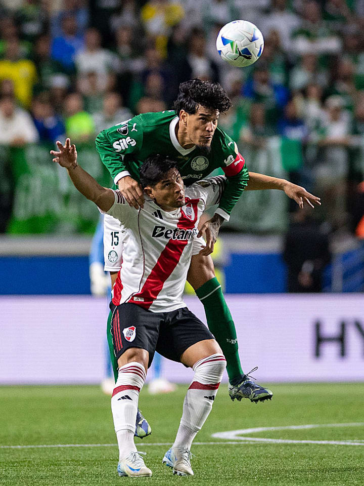 Gustavo Gomez, Maximiliano Salas