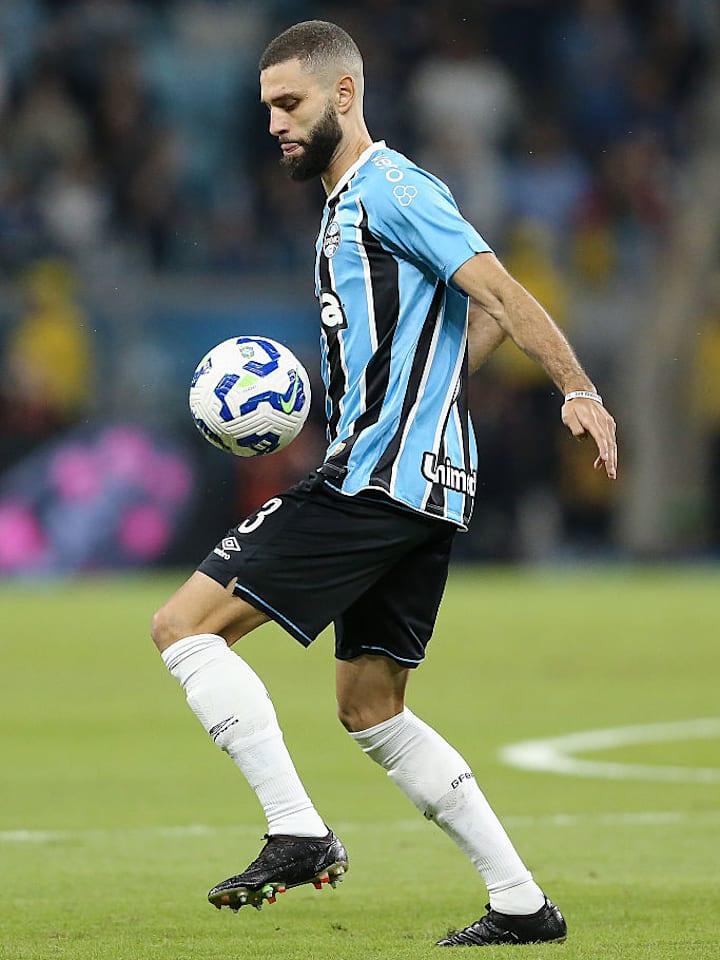 Gremio v Internacional - Brasileirao 2025