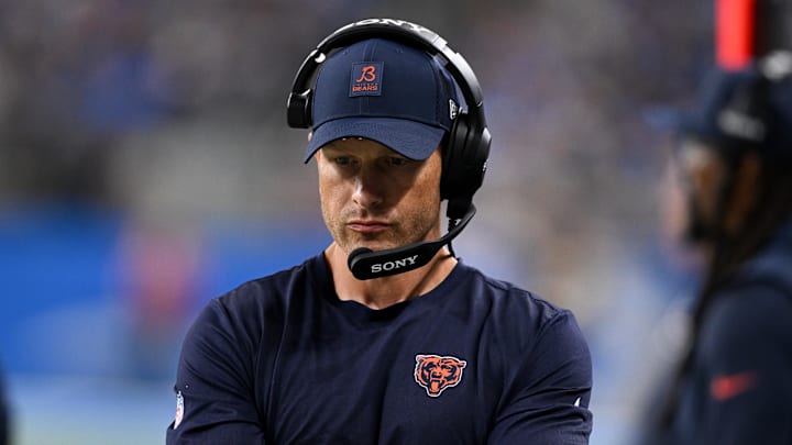 Bears head coach Ben Johnson seemed to take a dig at Troy Aikman's critical commentary toward his team. Bears head coach Ben Johnson seemed to take a dig at Troy Aikman's critical commentary toward his team.