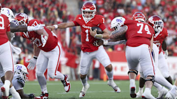 Houston Cougars quarterback Conner Weigman (1) runs with the ball during the first quarter against the Stephen F. Austin Lumberjacks at TDECU Stadium.