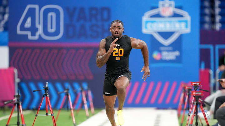 Feb 28, 2026; Indianapolis, IN, USA; Arkansas running back Mike Washington Jr. (RB20) during the NFL Scouting Combine at Lucas Oil Stadium. Mandatory Credit: Kirby Lee-Imagn Images