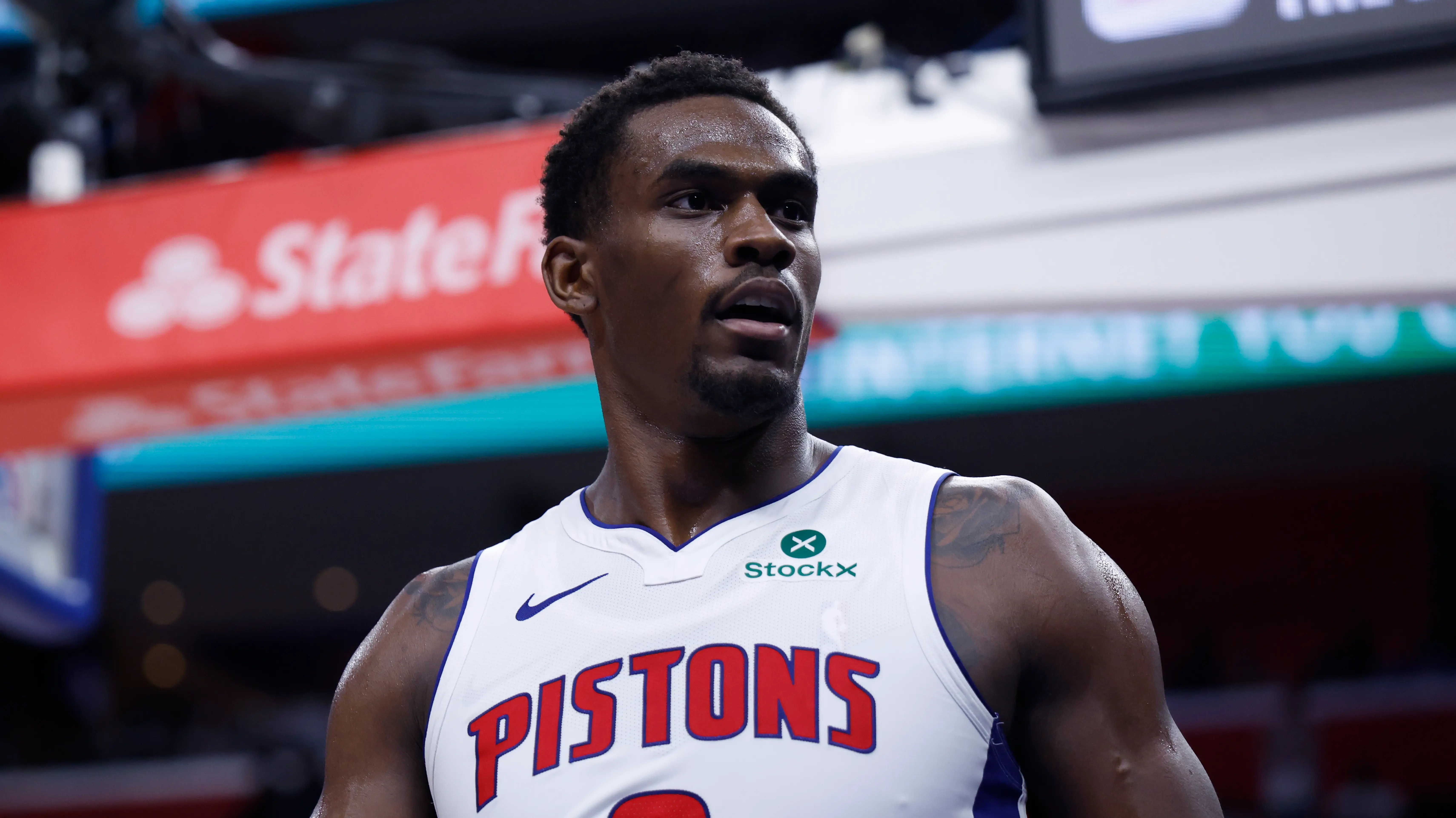 NBA練習着　pistons msize 01m3aar32k0e84xmgz78.jpg