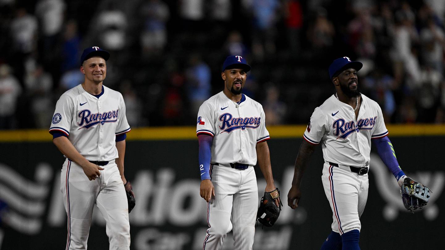 Rangers Win Gold Glove Team Award After Tremendous Defensive Season