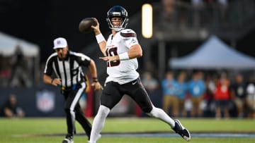 Houston Texans, Davis Mills