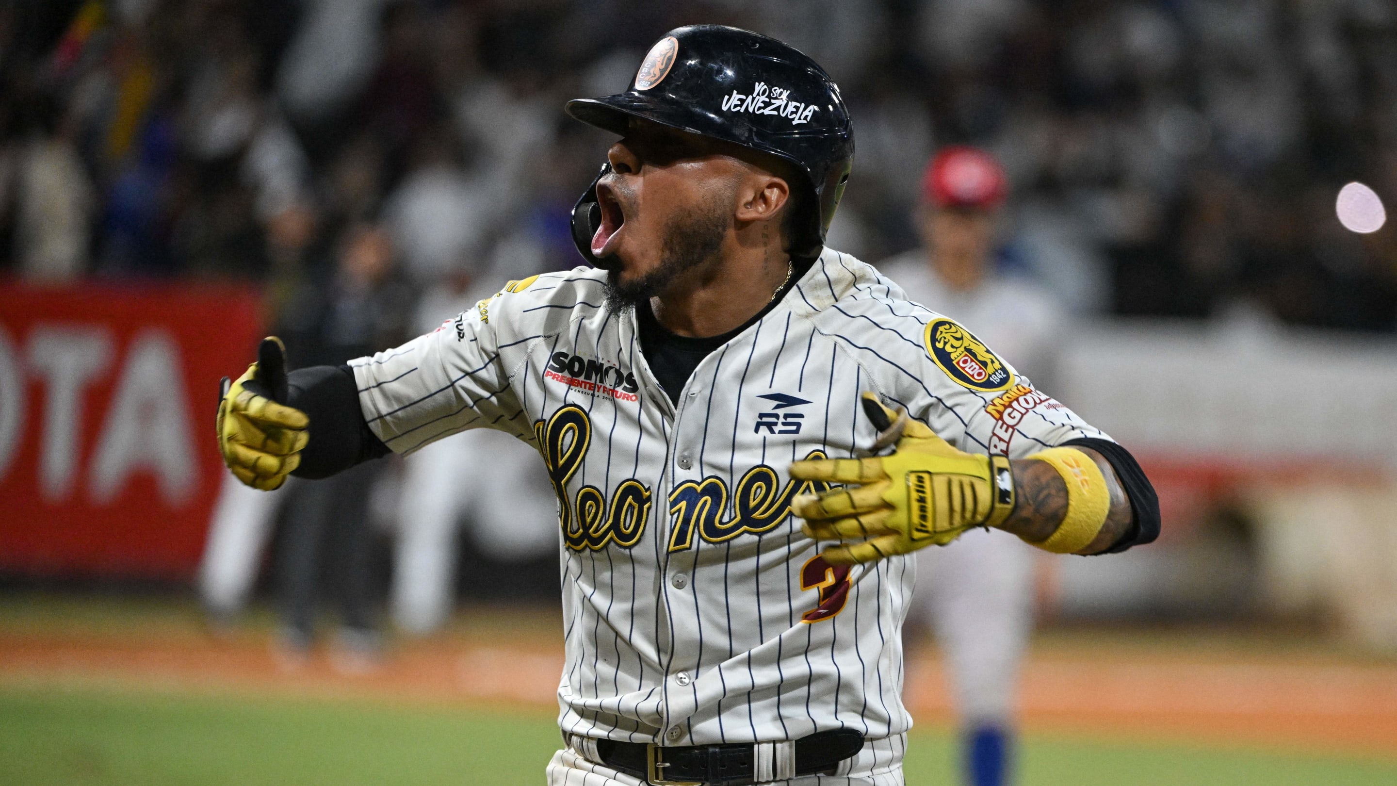 David Peralta conecta hit clutch ante Sandy Alcantara para darle