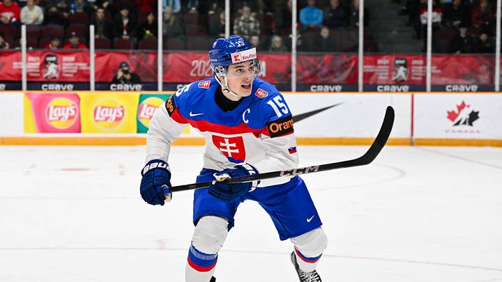 Switzerland v Slovakia: Group B - 2025 IIHF World Junior Championship