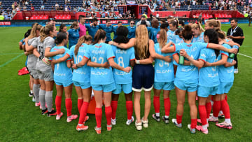 Jul 6, 2024; Bridgeview, Illinois, USA; The Chicago Red Stars huddle after defeating the Houston Dash at SeatGeek Stadium. Mandatory Credit: Daniel Bartel-USA TODAY Sports