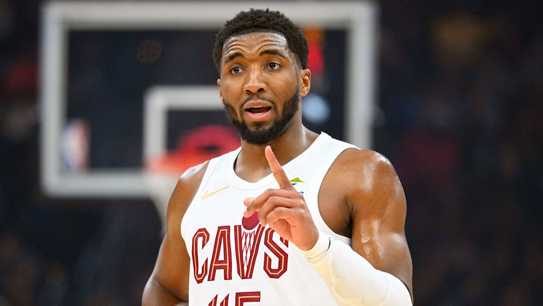 Donovan Mitchell, Cleveland Cavaliers Donovan Mitchell, Cleveland Cavaliers