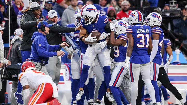 Kansas City Chiefs v Buffalo Bills