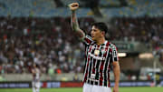Fluminense e Flamengo duelam pelo Campeonato Carioca