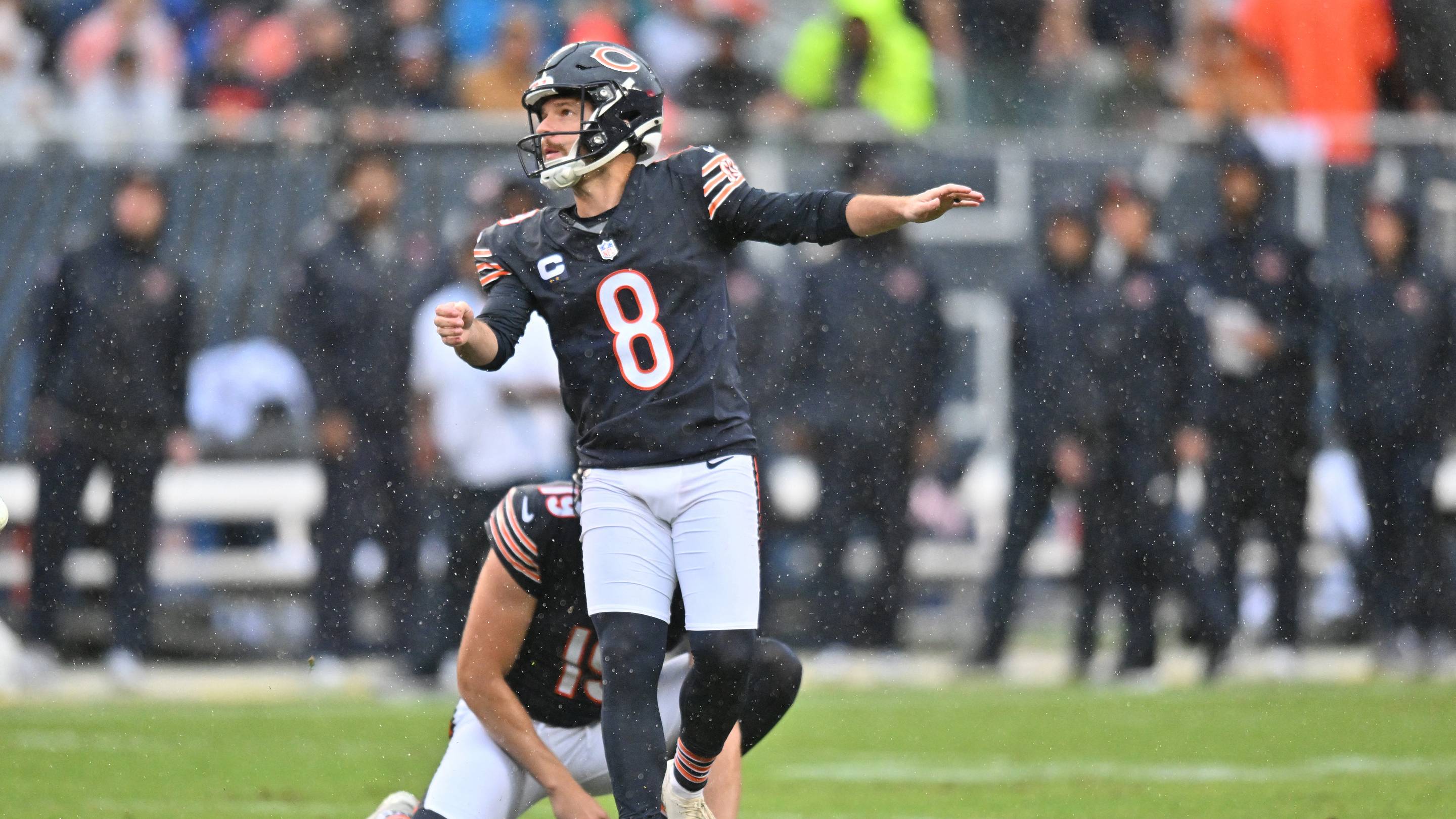 Bears' Fatal Flaw is a Major Concern Against Elite Eagles Unit
