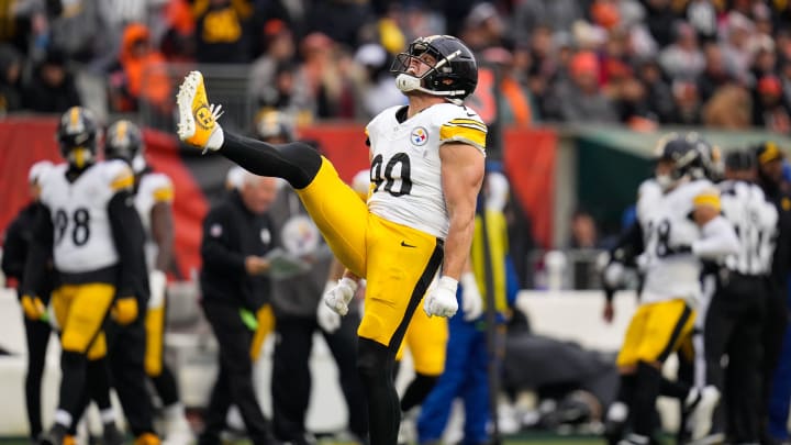 Pittsburgh Steelers linebacker T.J. Watt (90) celebrates after sacking Cincinnati Bengals quarterback Jake Browning (6) in the in the fourth quarter of the NFL Week 12 game between the Cincinnati Bengals and the Pittsburgh Steelers at Paycor Stadium in Cincinnati on Sunday, Nov. 26, 2023. The Steelers took a 16-10 win over the Bengals in Cincinnati.