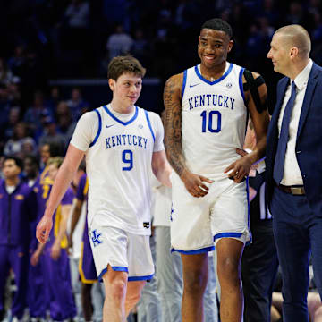 Mar 4, 2025; Lexington, Kentucky, USA; Kentucky Wildcats head coach Mark Pope talks with forward Brandon Garrison (10) as he exits the game during the second half LSU Tigers at Rupp Arena at Central Bank Center. Mandatory Credit: Jordan Prather-Imagn Images
