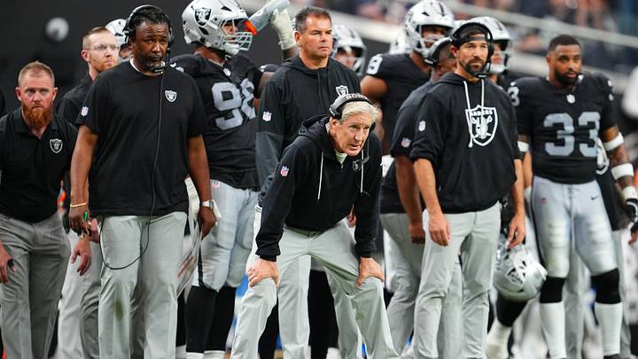 Chicago Bears v Las Vegas Raiders - NFL 2025