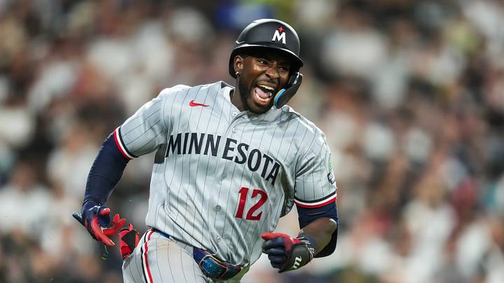 Minnesota Twins v Chicago White Sox