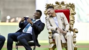 Ken Griffey Jr. estuvo en la ceremonia de Félix Hernández