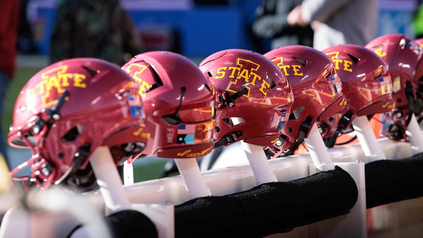 Midwestern Colleges Secure Multiple High-Ranked 2026-27 Football Recruits