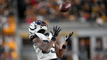 Cincinnati Bengals wide receiver Tee Higgins (85) catches a pass in the third quarter during a Week