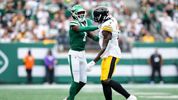 Pittsburgh Steelers v New York Jets