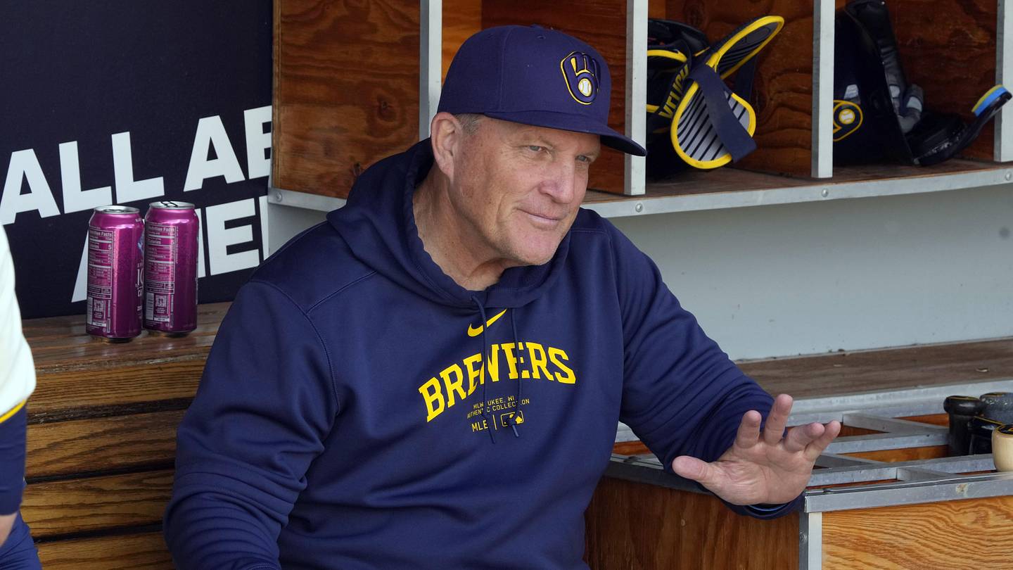 Brewers manager gives injury updates on two pitchers, says where Chourio will play - Vimarsana News