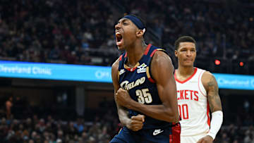 Houston Rockets v Cleveland Cavaliers