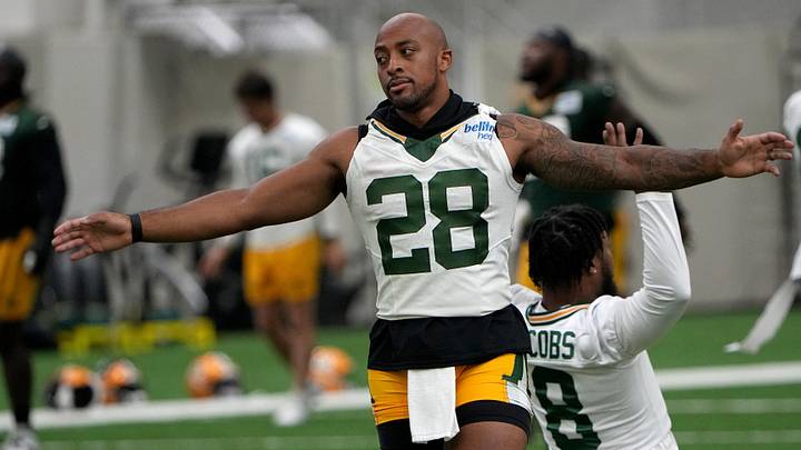 Eagles Sign Their First Free Agent, And It's A Running Back