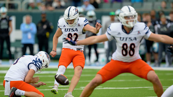 Nov 24, 2023; New Orleans, Louisiana, USA; UTSA Roadrunners place kicker Chase Allen (82) makes a field goal during the first half against the Tulane Green Wave at Yulman Stadium. Mandatory Credit: Matthew Hinton-USA TODAY Sports