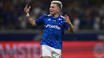 Cruzeiro v Boca Juniors - Copa CONMEBOL Sudamericana 2024