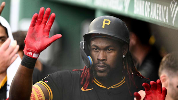 Pittsburgh Pirates center fielder Oneil Cruz Boston Red Sox 