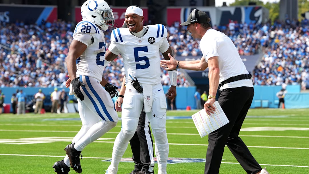 Indianapolis Colts v Tennessee Titans