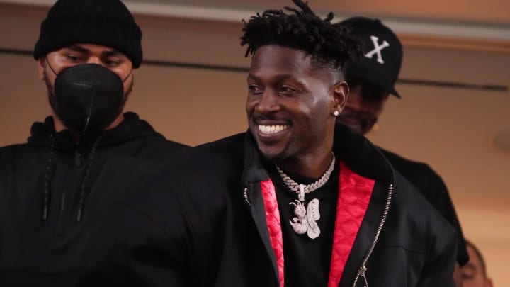 Feb 13, 2022; Inglewood, California, USA; NFL free agent Antonio Brown smiles in the third quarter in Super Bowl LVI at SoFi Stadium. Mandatory Credit: Kirby Lee-USA TODAY Sports