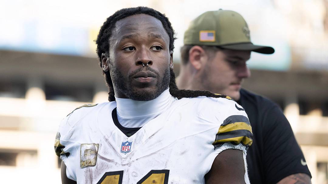 Nov 9, 2025; Charlotte, North Carolina, USA; New Orleans Saints running back Alvin Kamara (41) walks off the field after the game at Bank of America Stadium. Mandatory Credit: Bob Donnan-Imagn Images Nov 9, 2025; Charlotte, North Carolina, USA; New Orleans Saints running back Alvin Kamara (41) walks off the field after the game at Bank of America Stadium. Mandatory Credit: Bob Donnan-Imagn Images