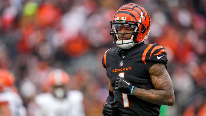 Cincinnati Bengals wide receiver Ja'Marr Chase (1) runs off the field between plays in the second quarter of the NFL Week 18 game between the Cincinnati Bengals and the Cleveland Browns at Paycor Stadium in downtown Cincinnati on Sunday, Jan. 7, 2024.