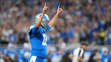 Chicago Bears v Detroit Lions
