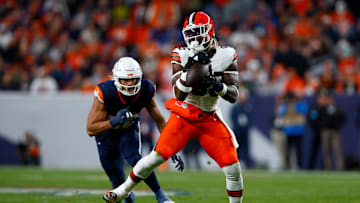 Cleveland Browns v Denver Broncos
