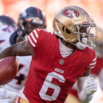 Former San Francisco 49ers wide receiver Danny Gray (6) runs with the football during the first quarter against the Denver Broncos at Levi's Stadium. 