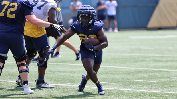 West Virginia University running back Trae'von Dunbar