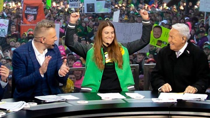 Sabrina Ionescu takes the stage at ESPN's \"College GameDay\" at the University of Oregon ahead of Saturday's top-10 matchup against UCLA in Eugene.

News College Gameday