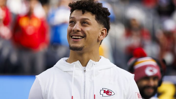 Kansas City Chiefs v Los Angeles Chargers