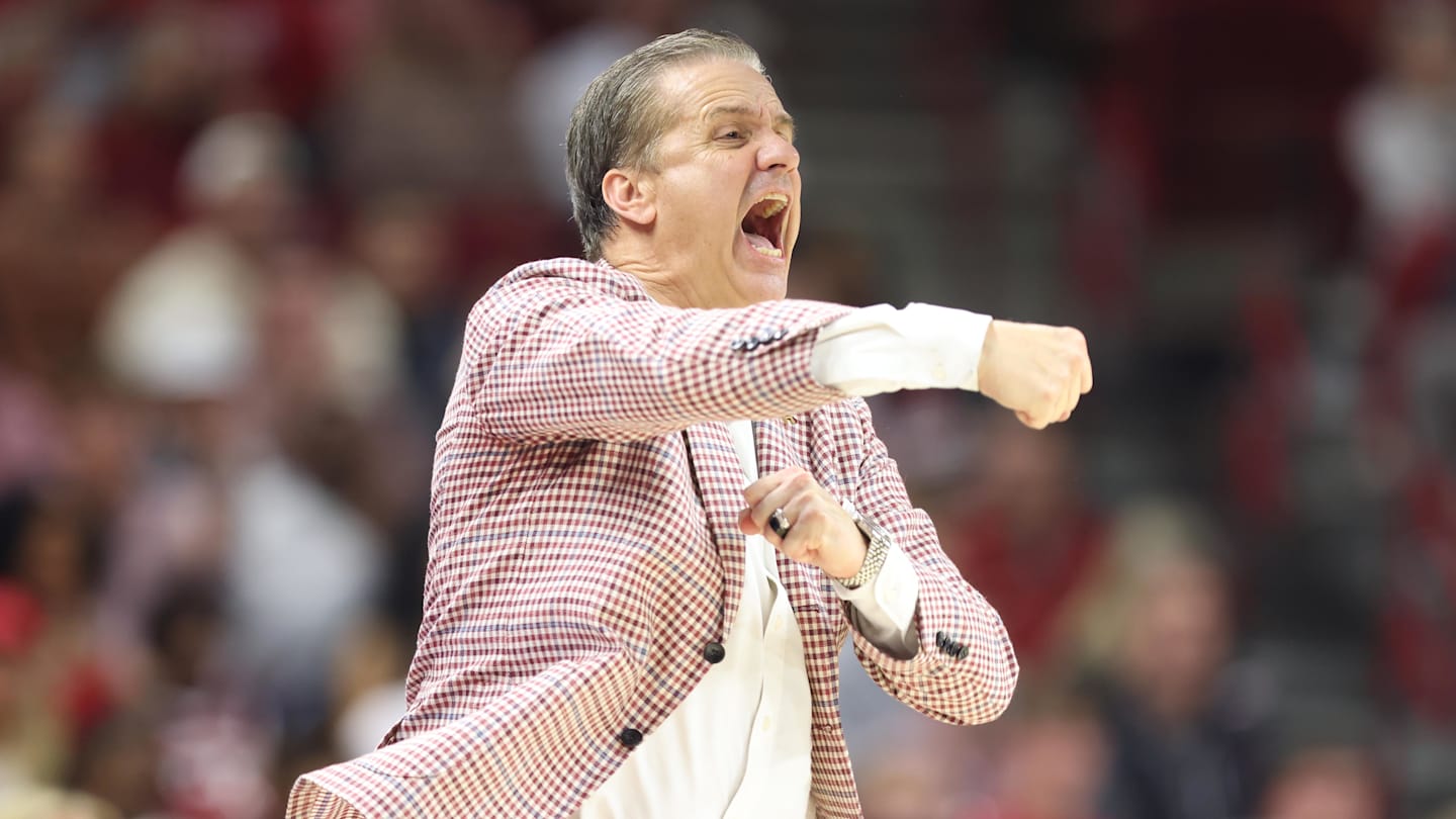 Arkansas Remains Biggest Sleeper Entering NCAA Tournament Behind Lethal Offense