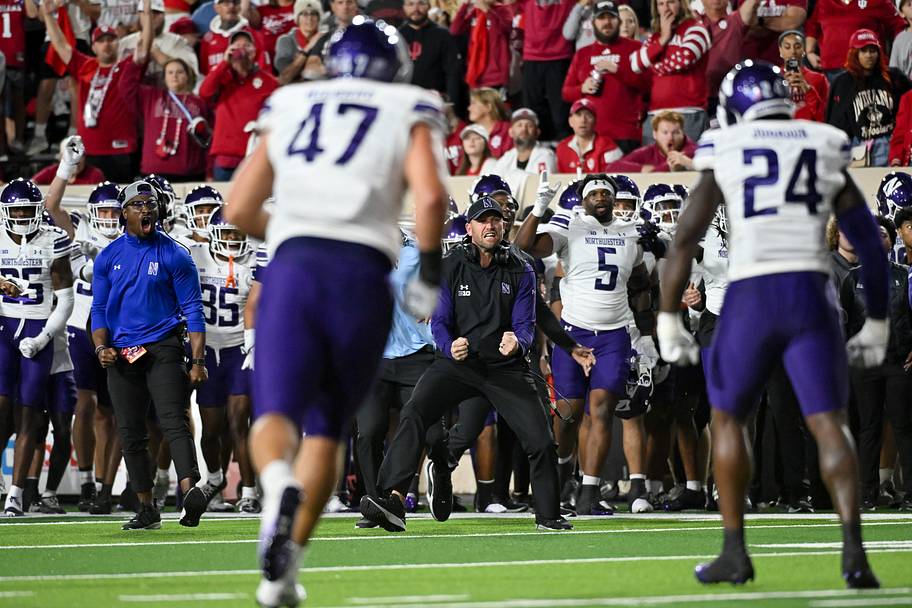Northwestern coach David Braun reacts after a play against Indiana. 