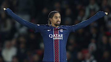 Bradley Barcola et le PSG se sont inclinés contre le Bayern Munich en Ligue des Champions