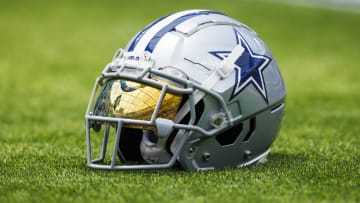 Dallas Cowboys v Los Angeles Rams
