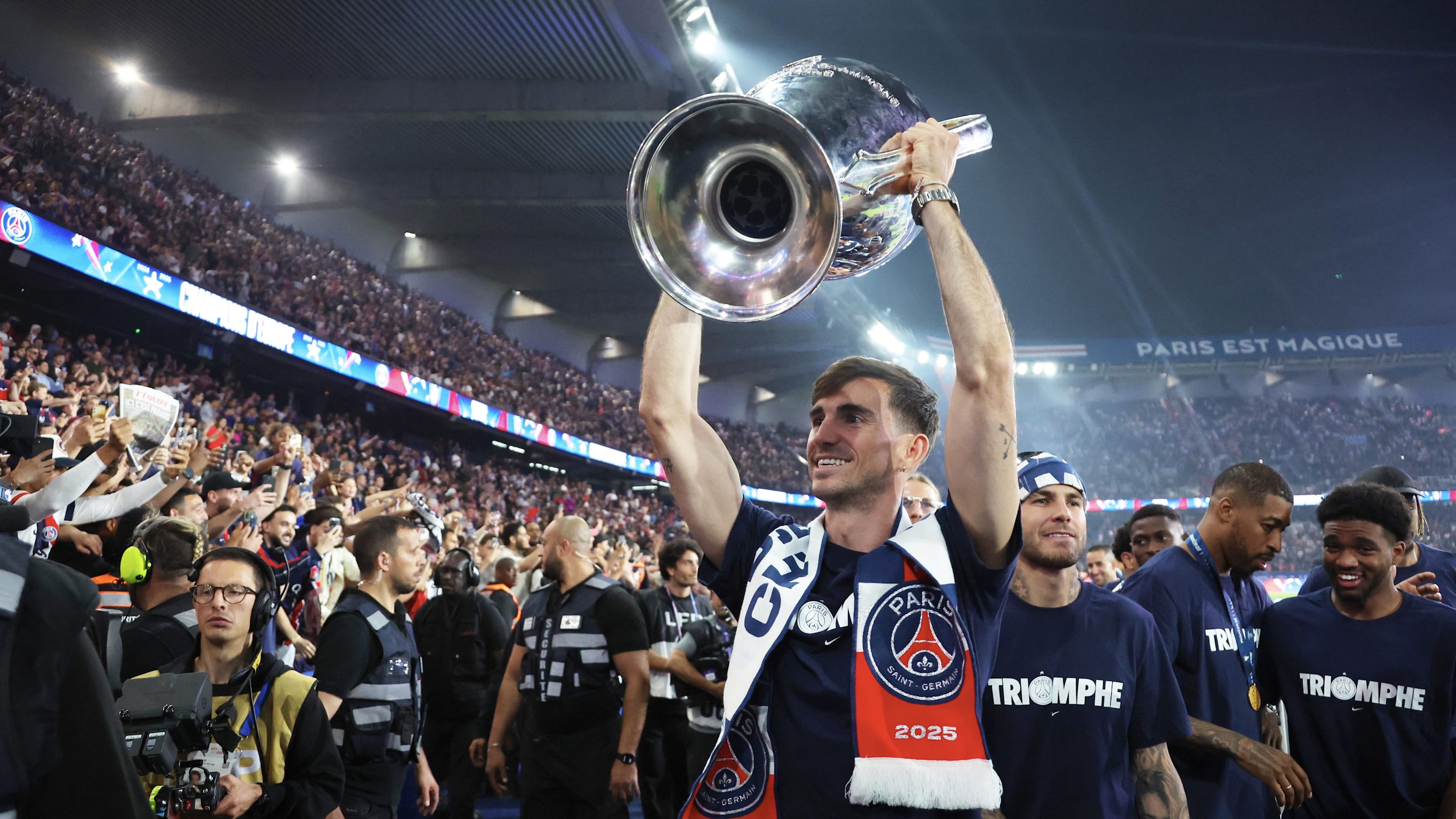 PSG : L'incroyable armoire à trophées de Fabian Ruiz depuis deux ans