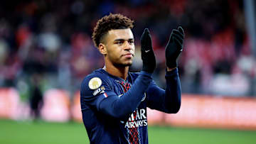 Atacante tem apenas 20 anos de idade Atacante tem apenas 20 anos de idade